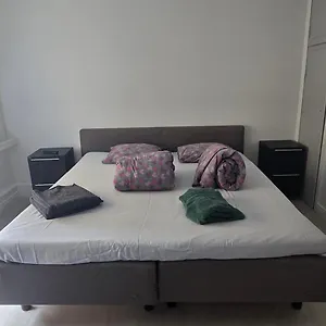 Apartment Centric Cozy Entire In Kallio,, Helsinki